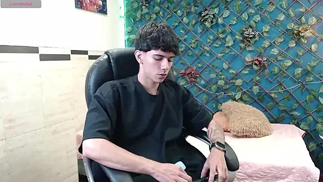 Freechat AmethystShadow17 on StripChat