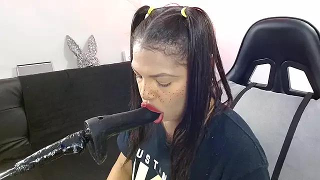 Anabel693 on StripChat