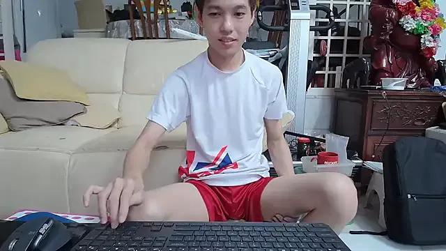 andrewooi on StripChat