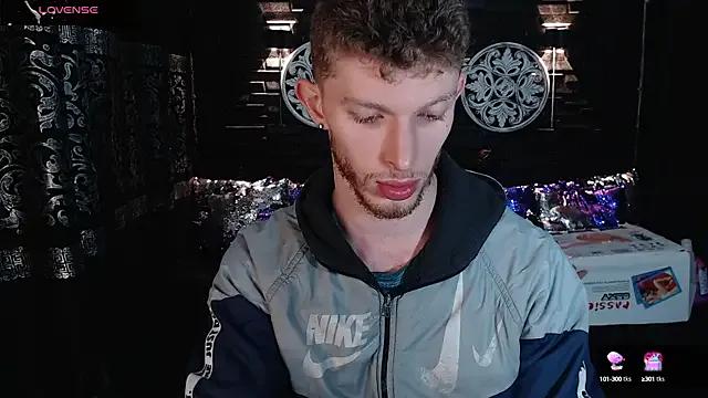 Freechat andrewxbi on StripChat