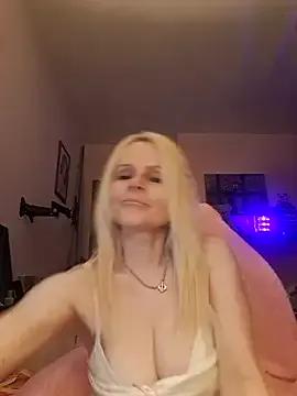 Freechat Angeldevilus on StripChat