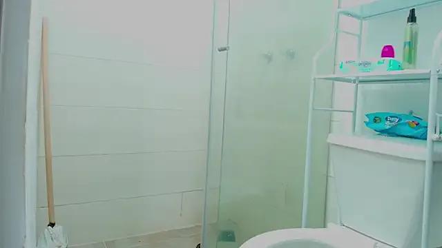 angi_sousa2 on StripChat