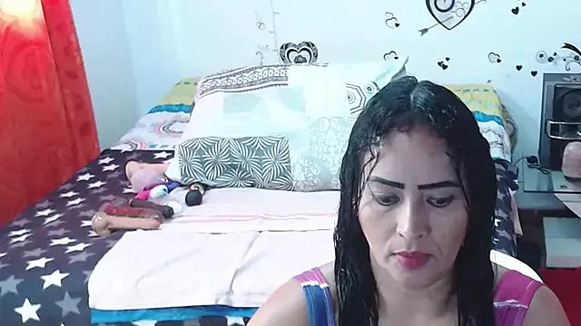 anie_milf1 on StripChat
