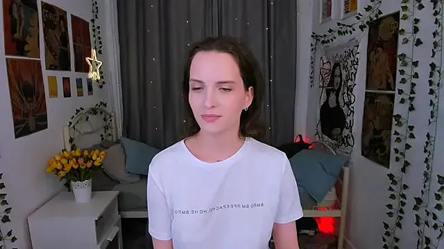 Ariadna_Shy on StripChat