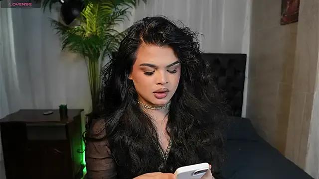 artechloe on StripChat