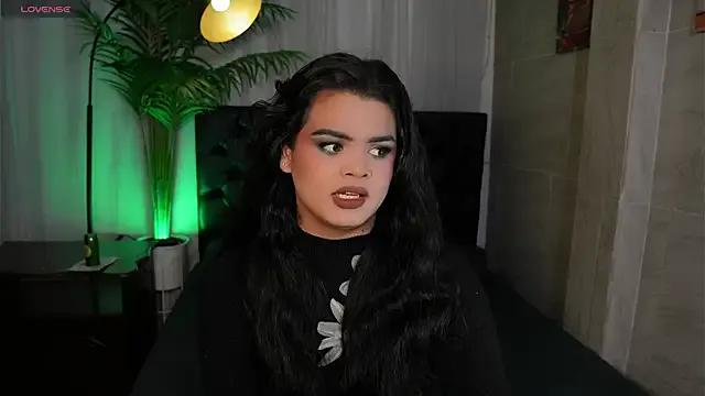 artechloe on StripChat