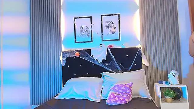 ashlycarteer on StripChat