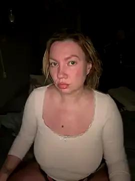 Barby_Kiss — Credit