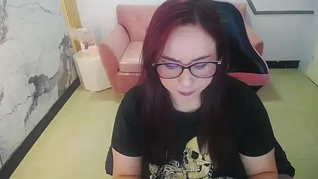 bellatrix_ch on StripChat