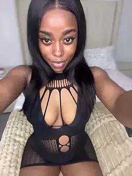 BhadBhad_Kitty on StripChat