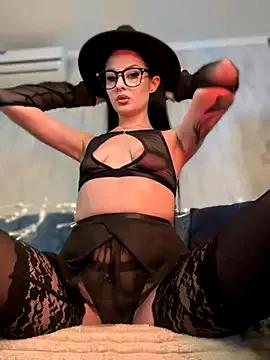 bigJuicyPussy on StripChat