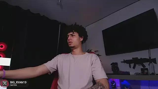 bigryann23 on StripChat
