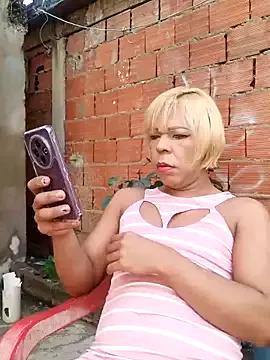 blondebitchlitle on StripChat