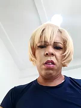 blondebitchlitle on StripChat