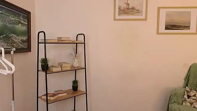 Bonnie_Nunez — flash boobs + close to camera