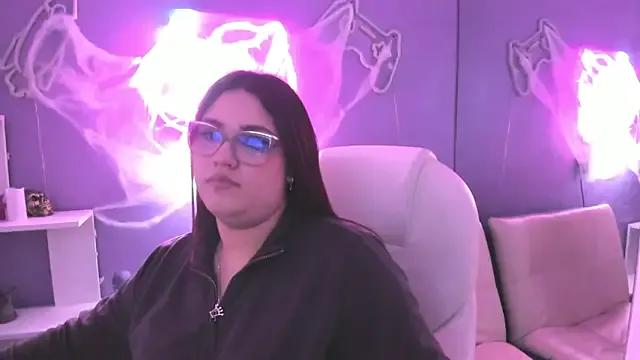 Camiila_Osorio on StripChat