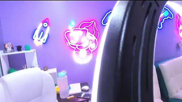 Camiila_Osorio on StripChat