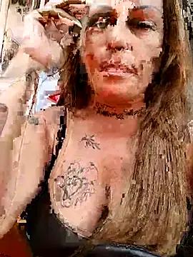 Freechat canariamorbosa on StripChat