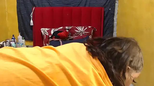 Candycrush2555 on StripChat