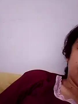 Capitana7 on StripChat