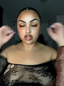 CaramelCarmenxox on StripChat