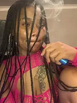 Freechat cardibabe on StripChat