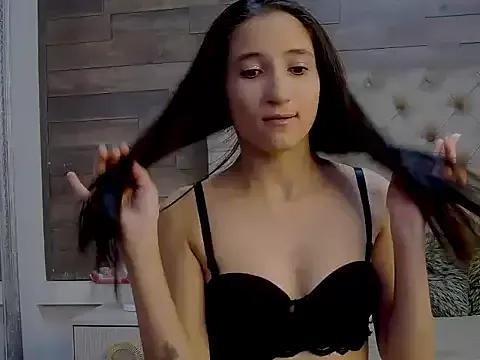 CarolinaBlair on StripChat