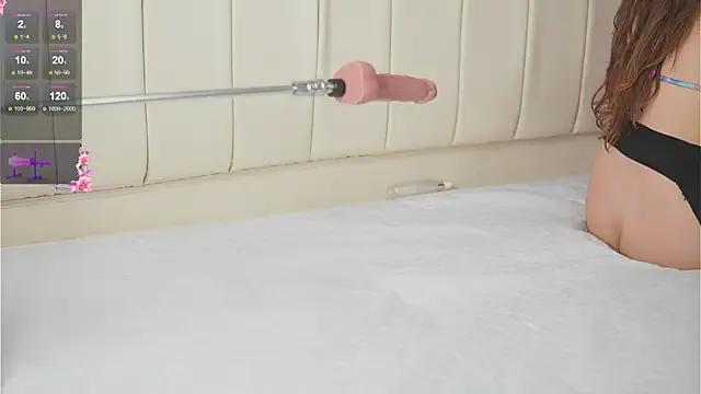 Freechat caroline_adams_ on StripChat