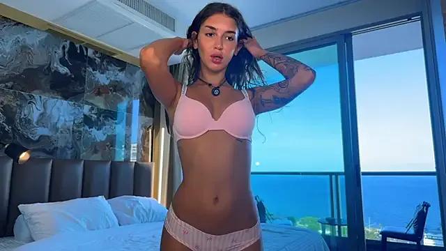 Carolyn_Smith on StripChat