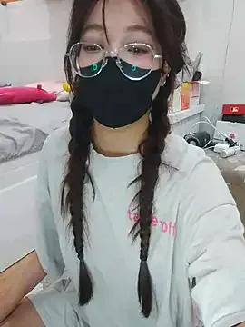 Cery-Bae on StripChat