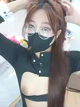 Cery-Bae on StripChat