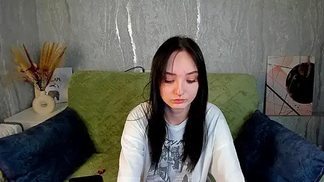 Cheryl__Brown — show tits