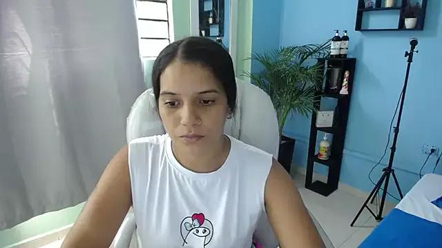 Freechat Chiqui_milk_ on StripChat