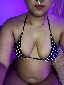 Curvy_Navya on StripChat