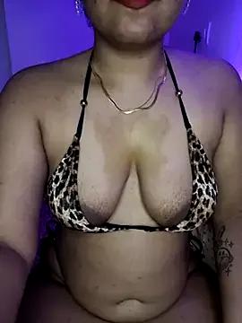 Curvy_Navya on StripChat