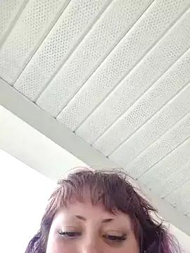 Cutegothcrybabyx on StripChat