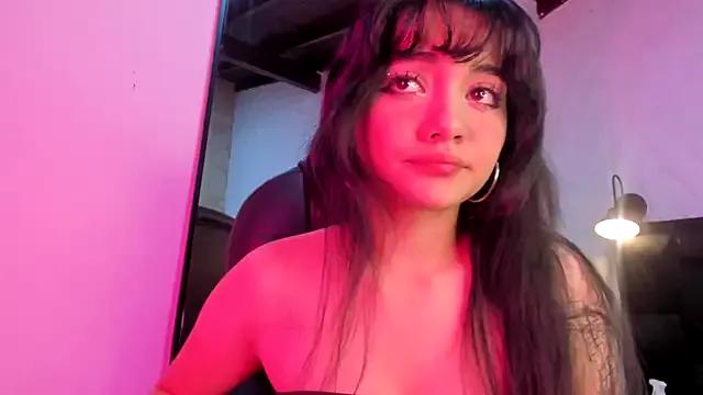 Darky_Doll on StripChat