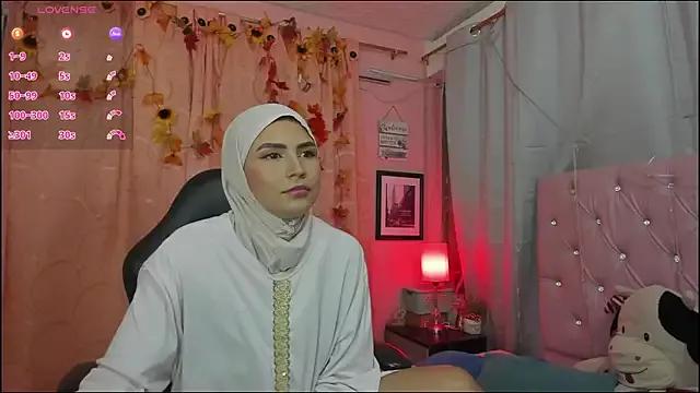 DarshaKhemu on StripChat