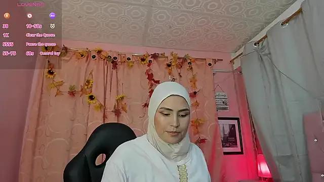 DarshaKhemu on StripChat