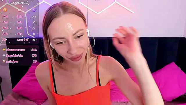 Diana_Garrett on StripChat