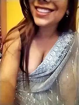 DreamGirlRiya on StripChat