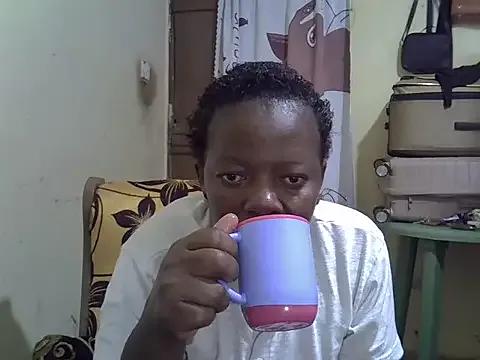 Ebonyceline on StripChat