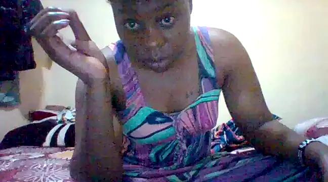 EBONYVANILLA02 on StripChat