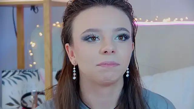 Freechat ElisabethDavis on StripChat