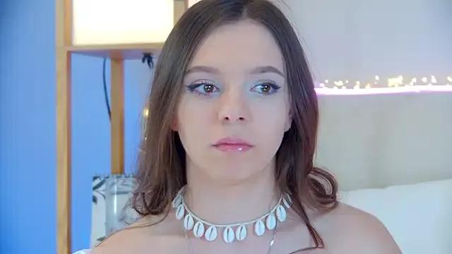 Freechat ElisabethDavis on StripChat