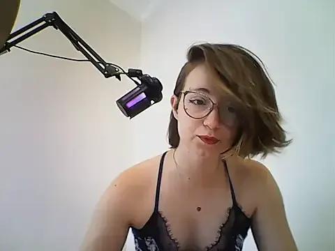 Elise_Nyx on StripChat