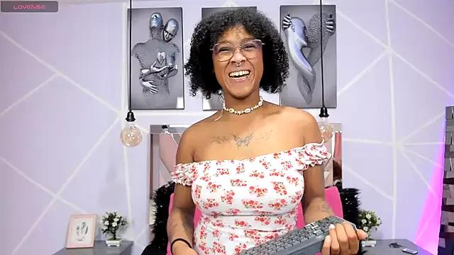 Elith_noa on StripChat