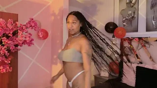 Elith_noa on StripChat