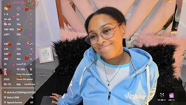 Elith_noa on StripChat