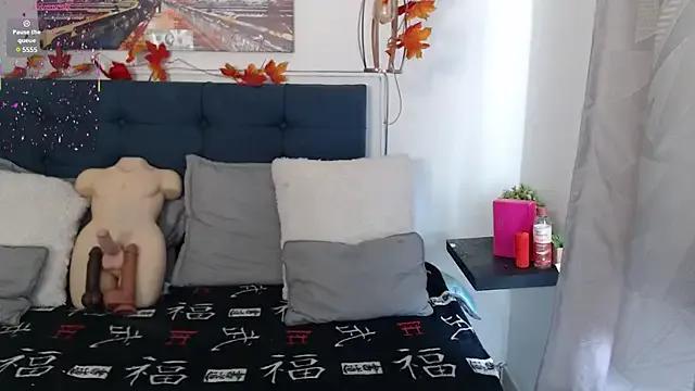 elowen_halley1 on StripChat